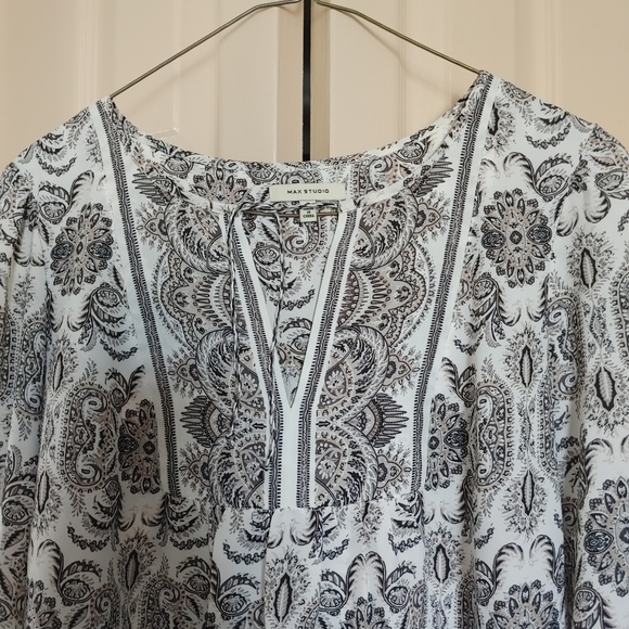 Blouse - Picture 3 of 4